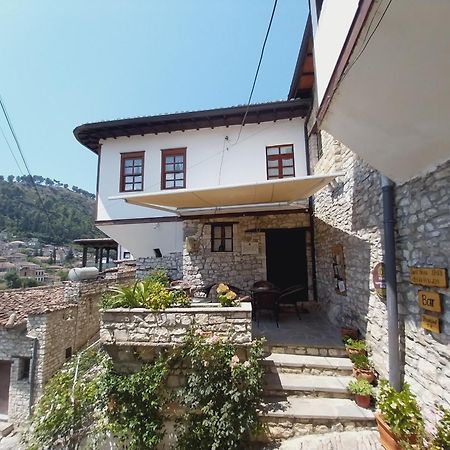 Guest House J.Prifti Berat Exterior photo