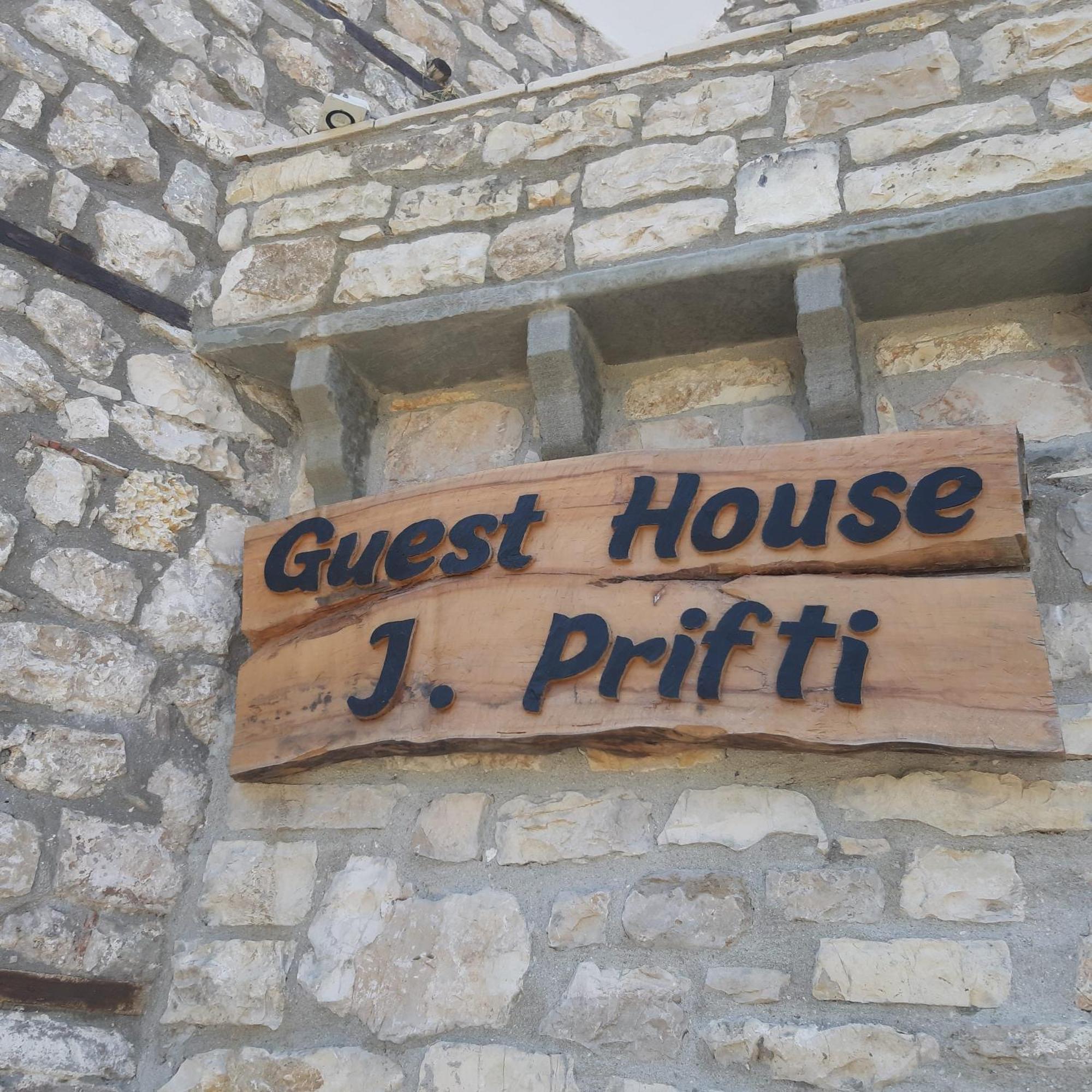 Guest House J.Prifti Berat Exterior photo